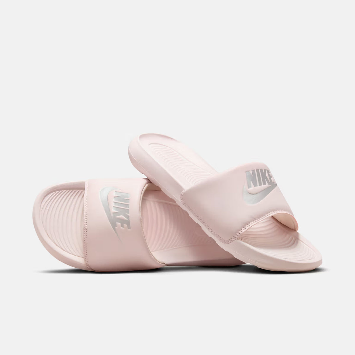 Nike Victori One White
