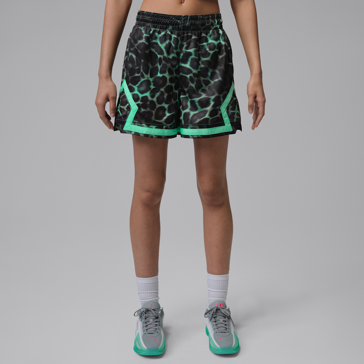 Nike Jordan Sport Men's Dri-FIT Printed Diamond Shorts