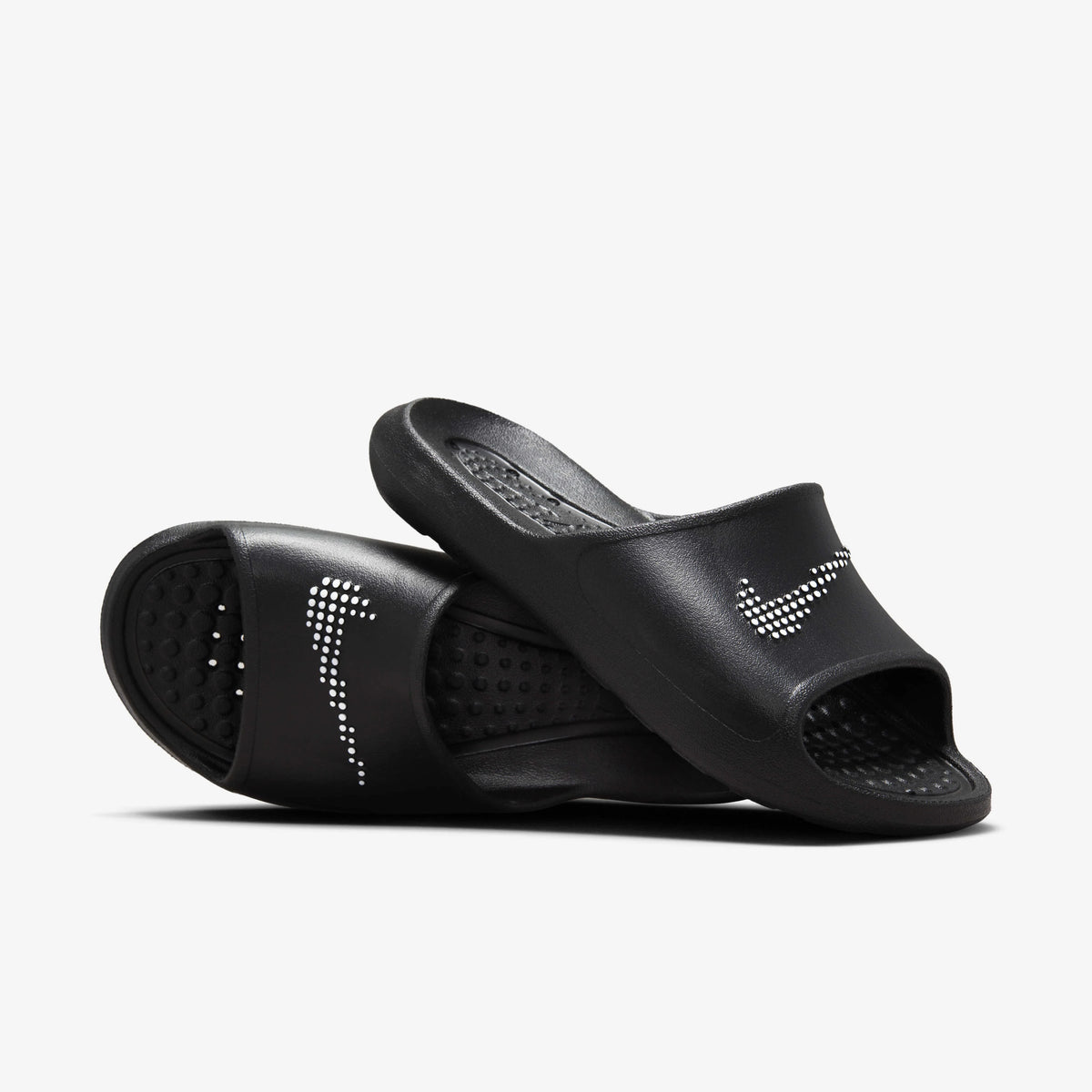 Nike Victori One Black