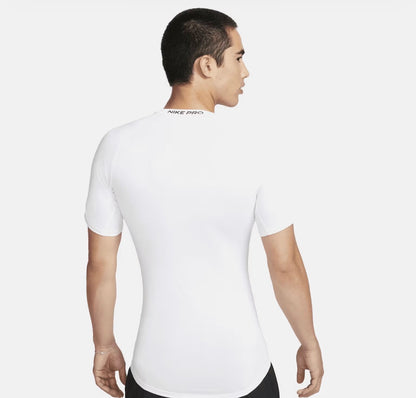 Nike Pro
Men's Dri-FIT Tight Short-Sleeve Fitness Top