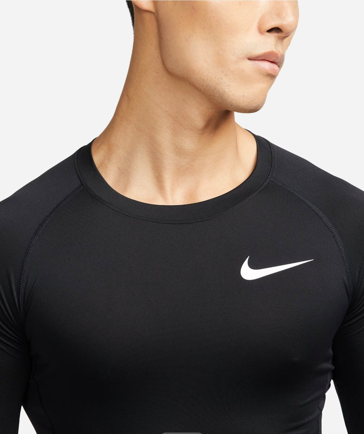 Nike Pro Dri-FIT
Men's Tight-Fit Long-Sleeve Top