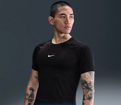 NIKE Men Training Pro Breathe Slim-Fit Short-Sleeve Top Pakaian Fitness