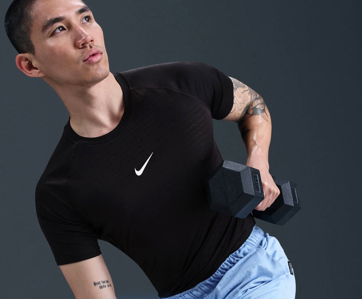 NIKE Men Training Pro Breathe Slim-Fit Short-Sleeve Top Pakaian Fitness