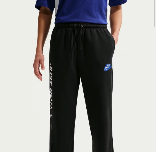 Nike Sportswear Club
Men's French Terry Open Hem Trousers