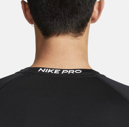 Nike Pro
Men's Dri-FIT Tight Short-Sleeve Fitness Top