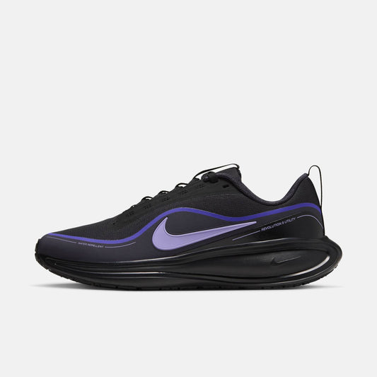 Nike Revolution 8 Utility