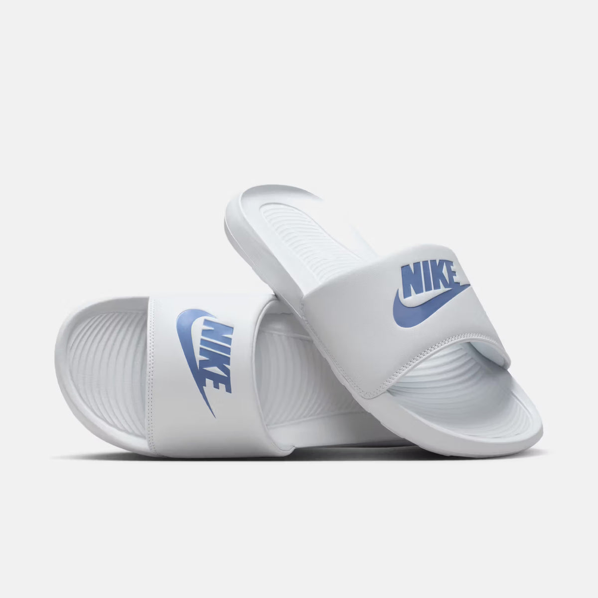 Nike Victori One Photon Dust