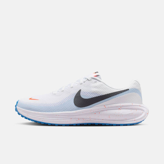 Nike Revolution 8