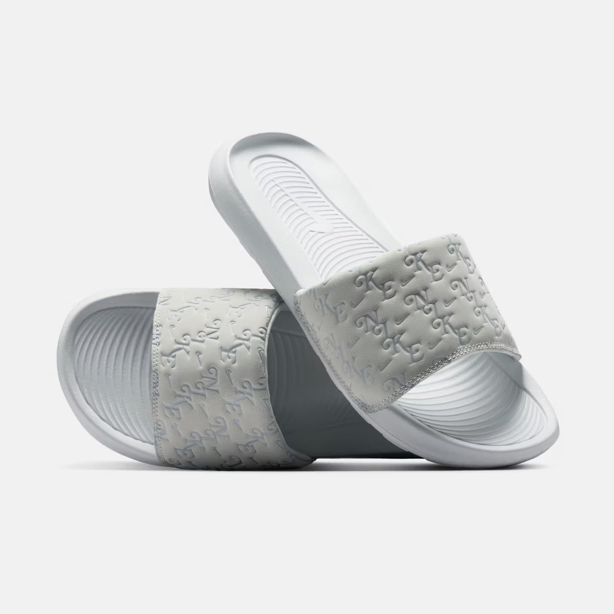 Nike Victori One