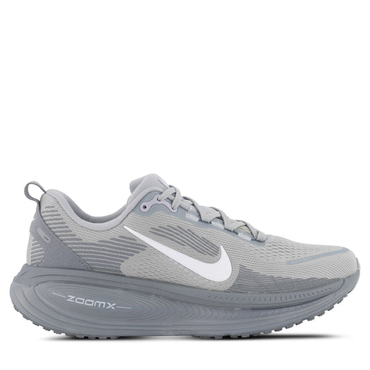 Nike Vomero 18